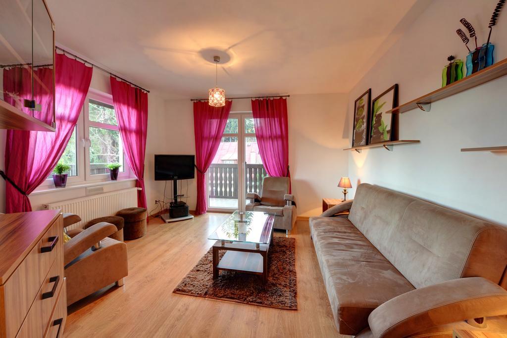 Apartamenty Sun Seasons 24 - Rezydencja Parkowa シクラルスカ・ポレンバ 部屋 写真